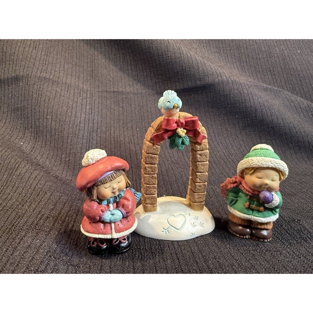 Hallmark 1996 Bashful Mistletoe Merry Miniatures 3-piece Set Christmas Ornaments